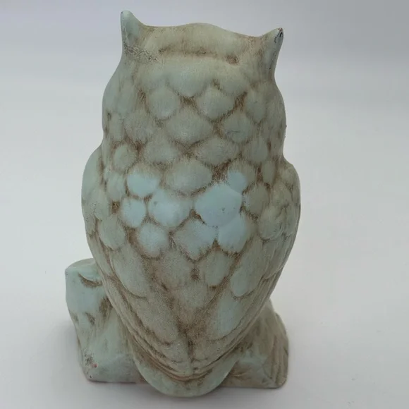 Rustic Vintage Owl Sculpture in Distressed Blue-Green and Brown -Alaskan Clay - Picture 4 of 9